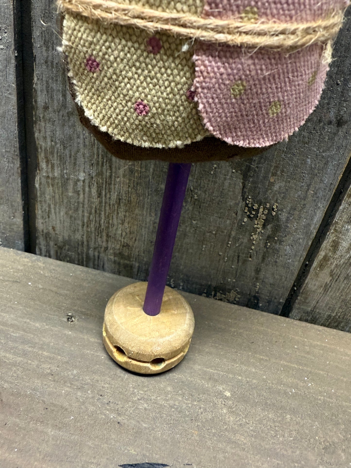 POGO, 10.75", Rabbit/Stand