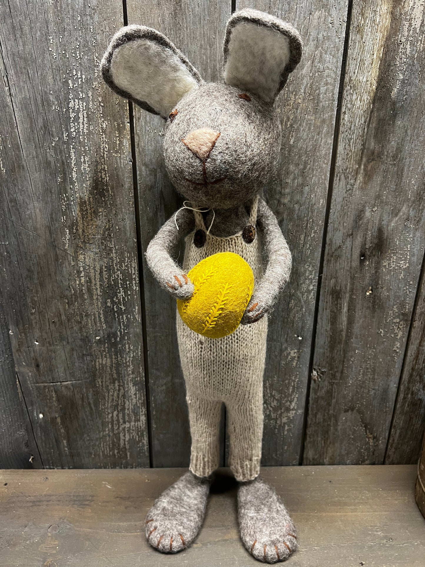 Bunny, XL Felted, GREY W/ PANTS & EGG