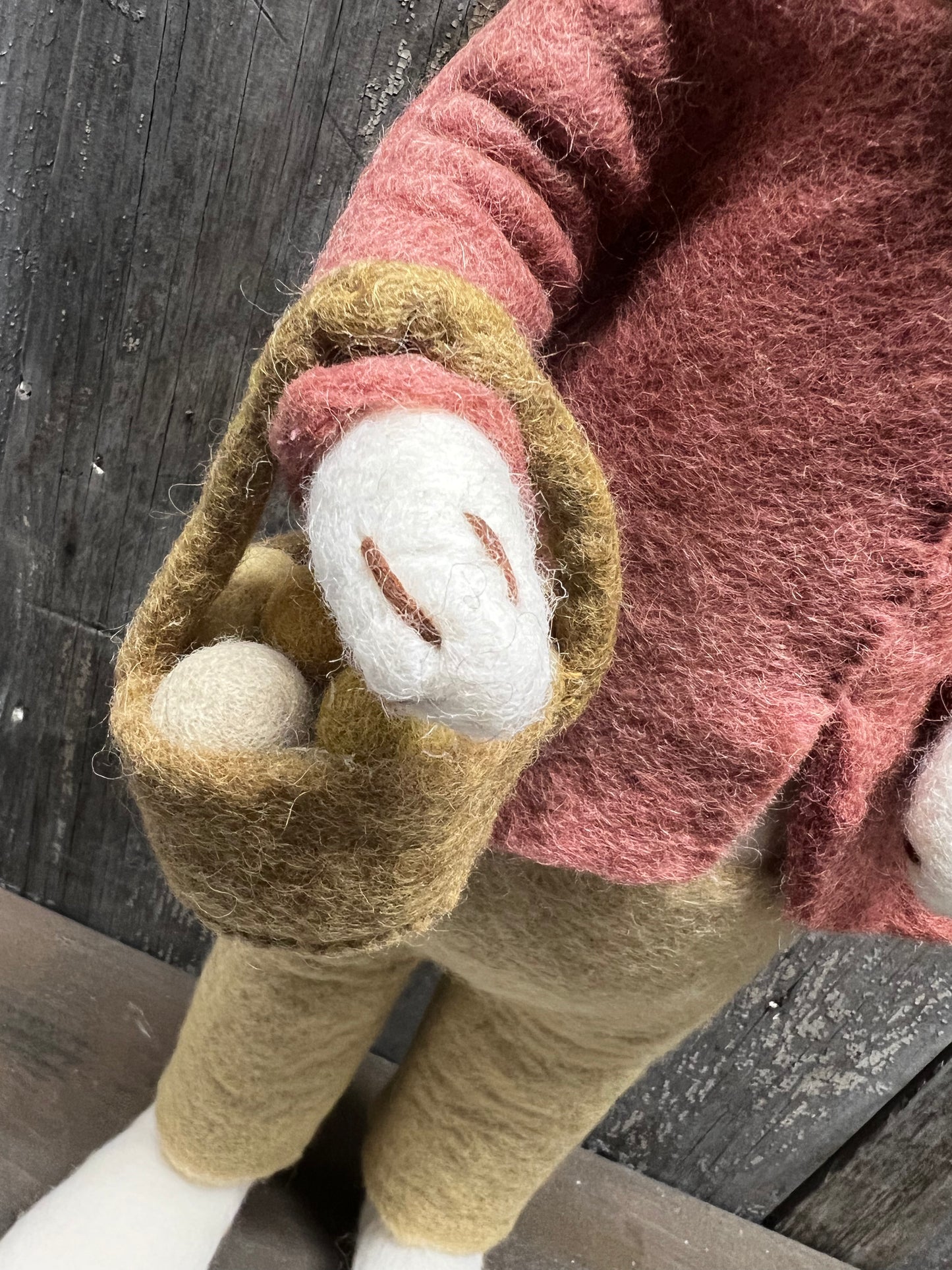 Bunny, XL Felted, WHITE W/ PANTS, JACKET & BASKET OF EGG
