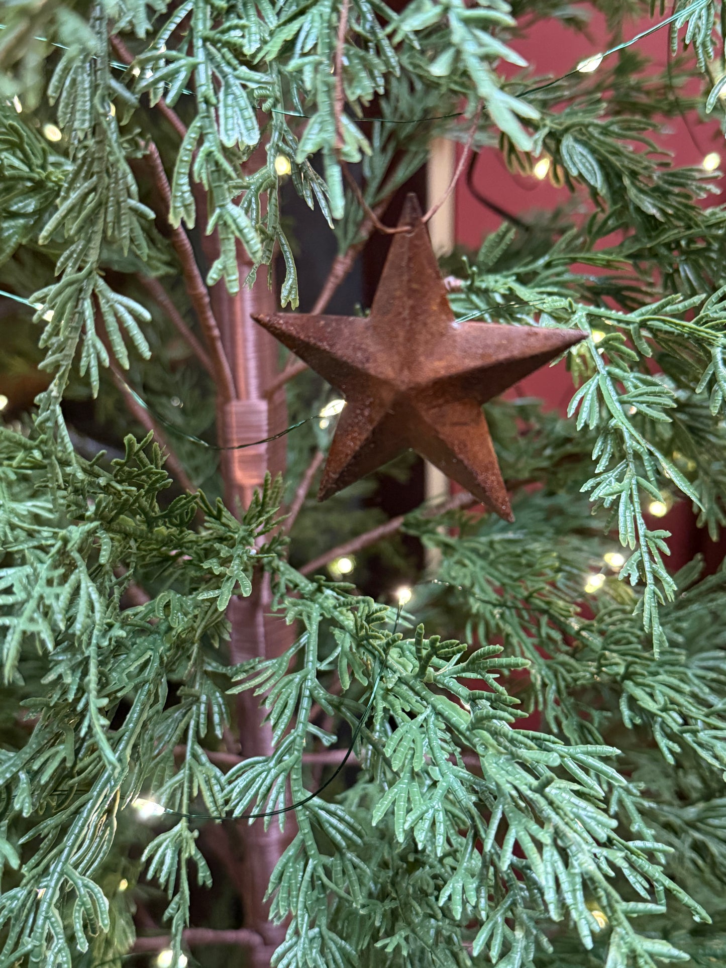 RUSTY STARS, SET/25, Hangers Included