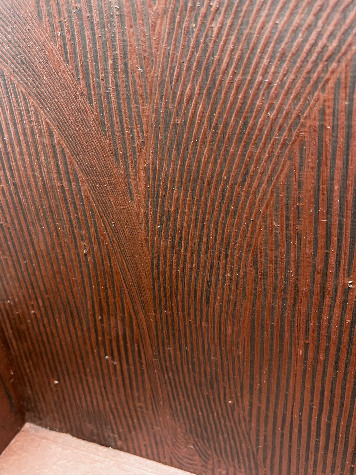 Wall Box, RED W/ LINES