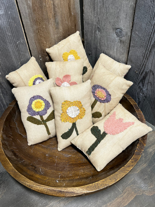 Mini Pillow/Bowl Filler, 6.5", SIGNS OF SPRING