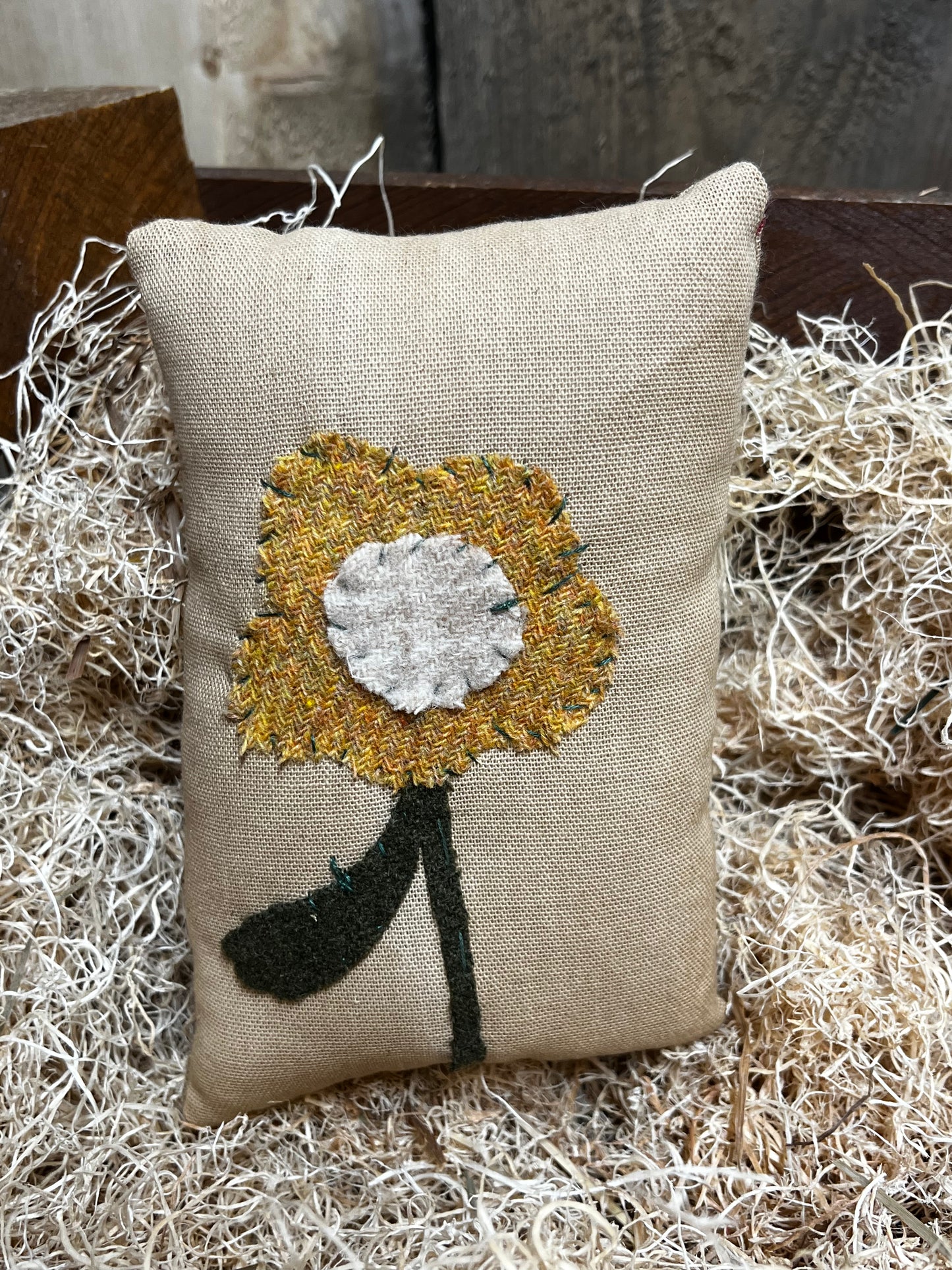 Mini Pillow/Bowl Filler, 6.5", SIGNS OF SPRING