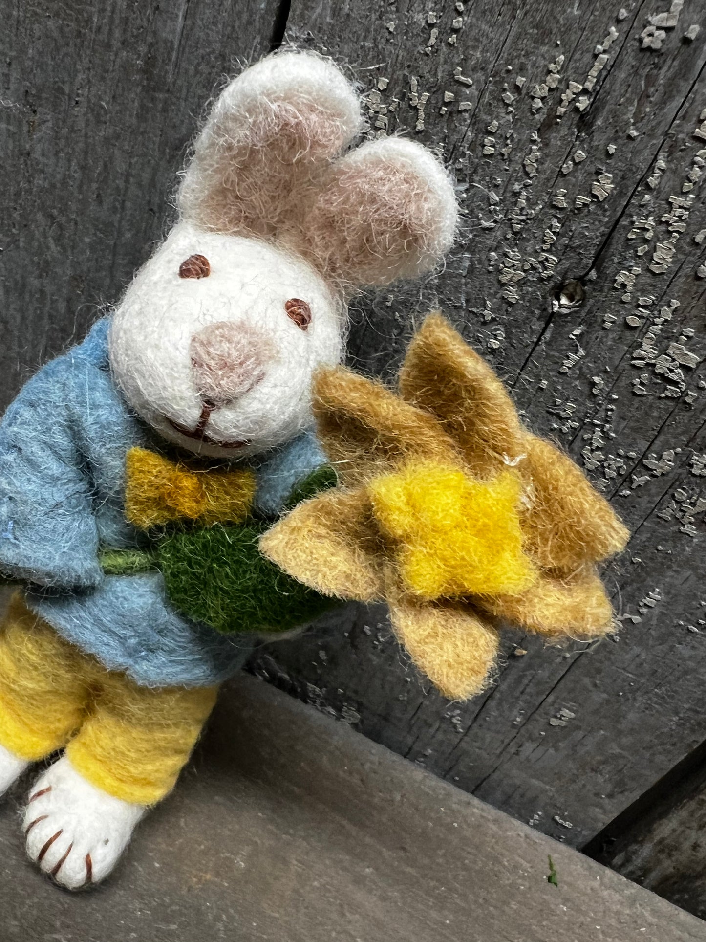 Bunny, Small Felted, WHITE W/ BLUE JACKET & NARCISSUS FLOWER
