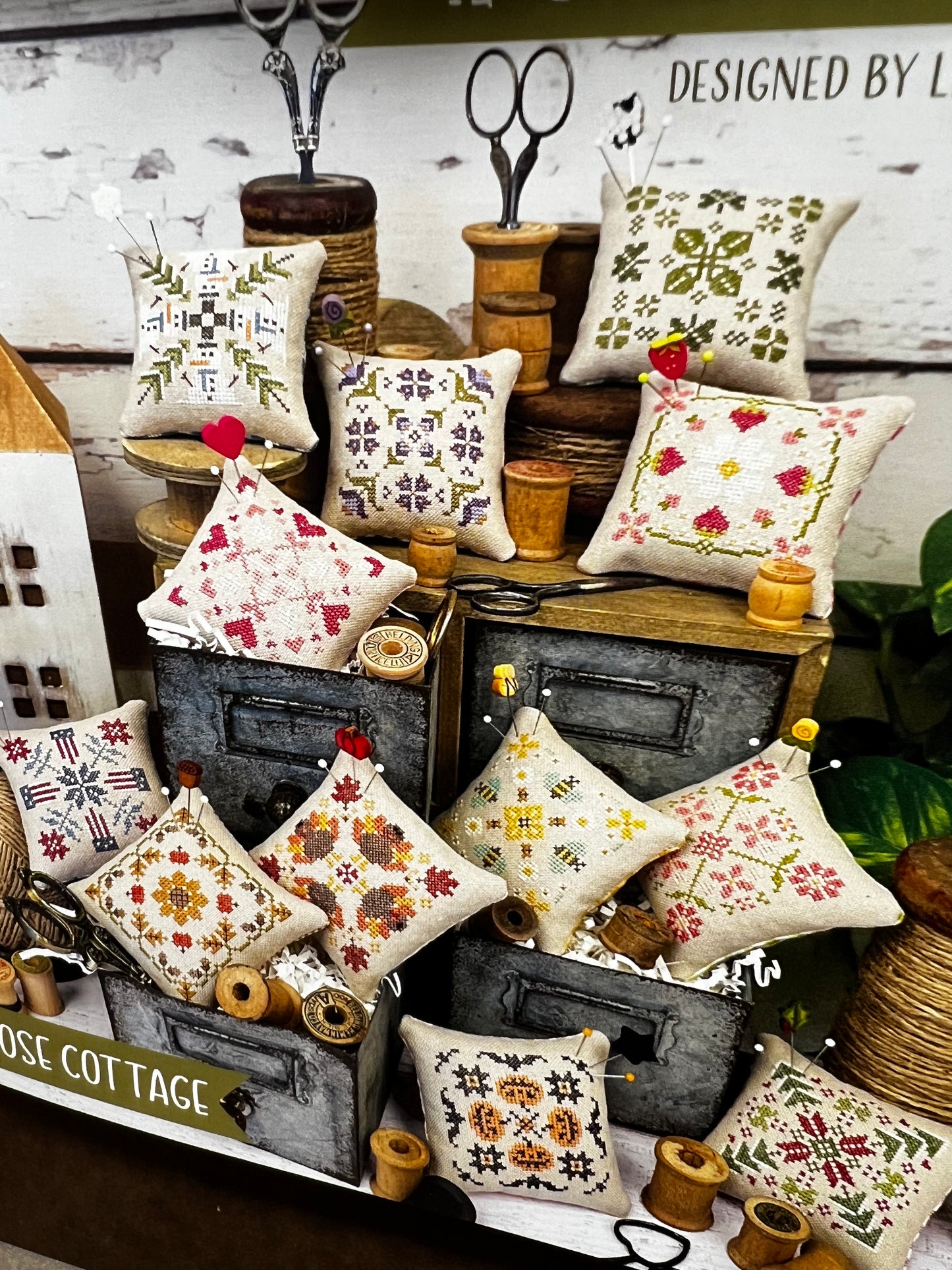Pattern, CS, 12 MONTHLY MINIS