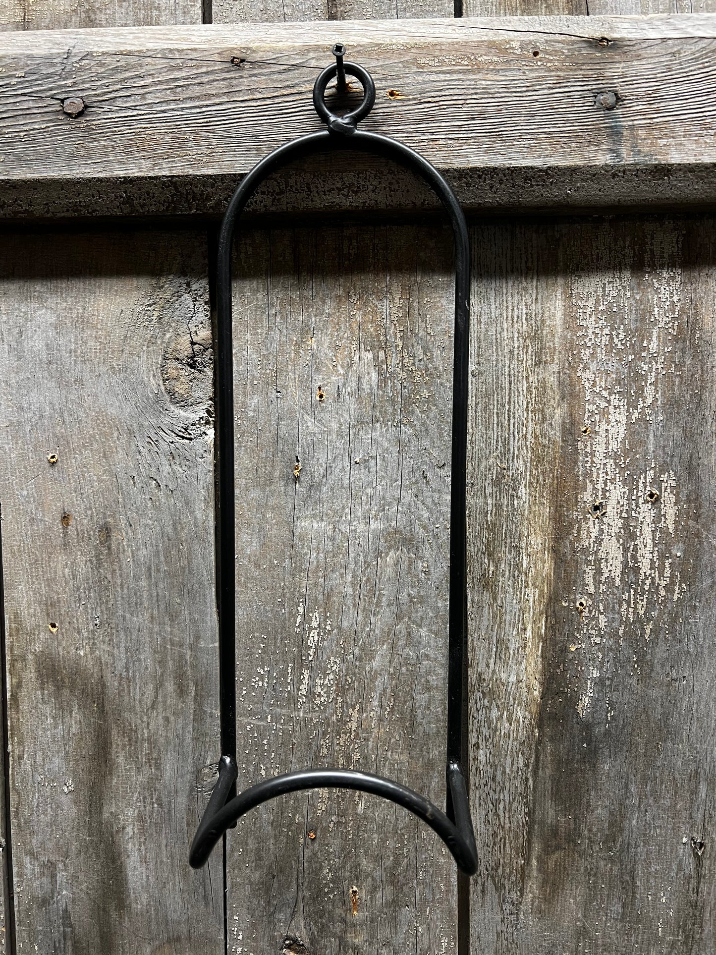 Plate Holder, 14", WALL MOUNT