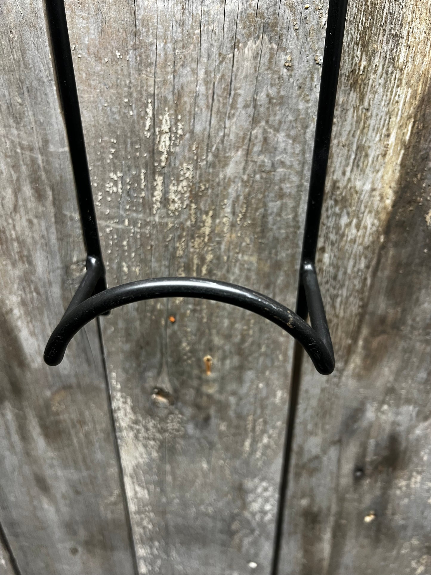 Plate Holder, 14", WALL MOUNT