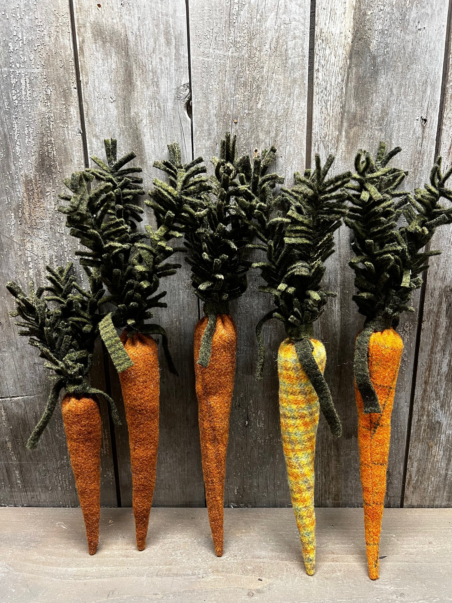 Carrots, WOOL
