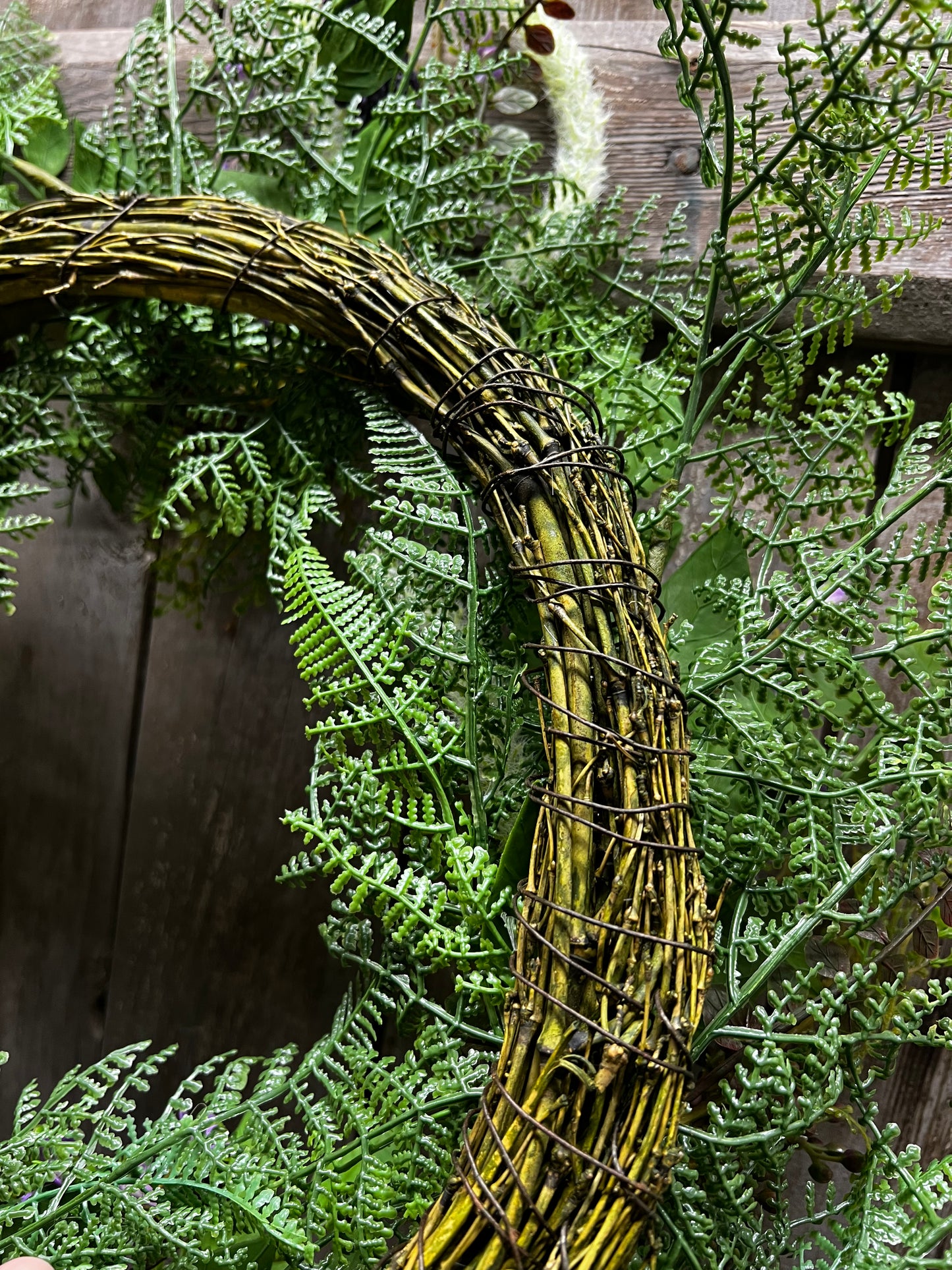 Wreath, 24", GREEN MAYTIME