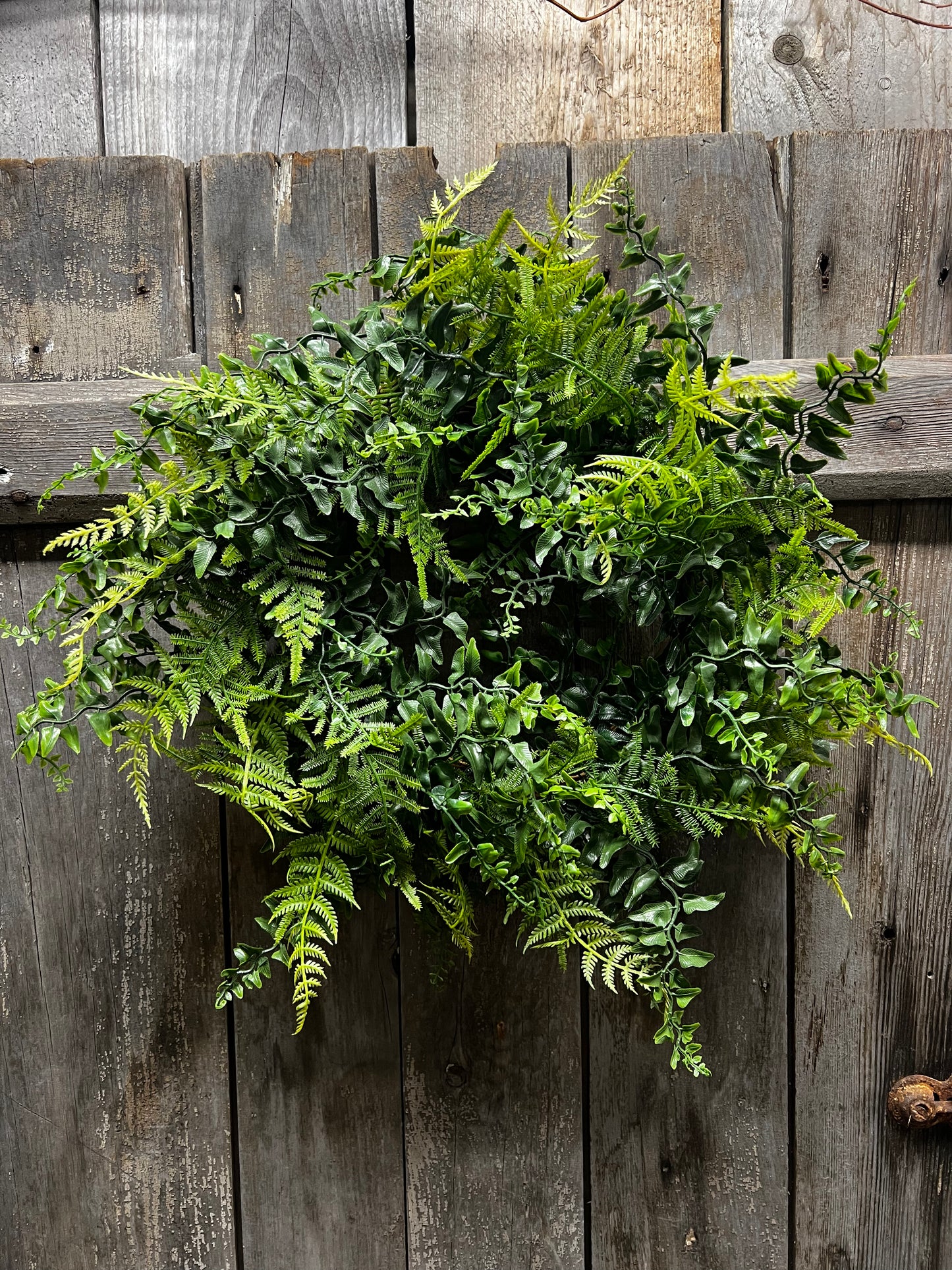 Wreath, 18", GREEN BUCKLER FERN & GRASS