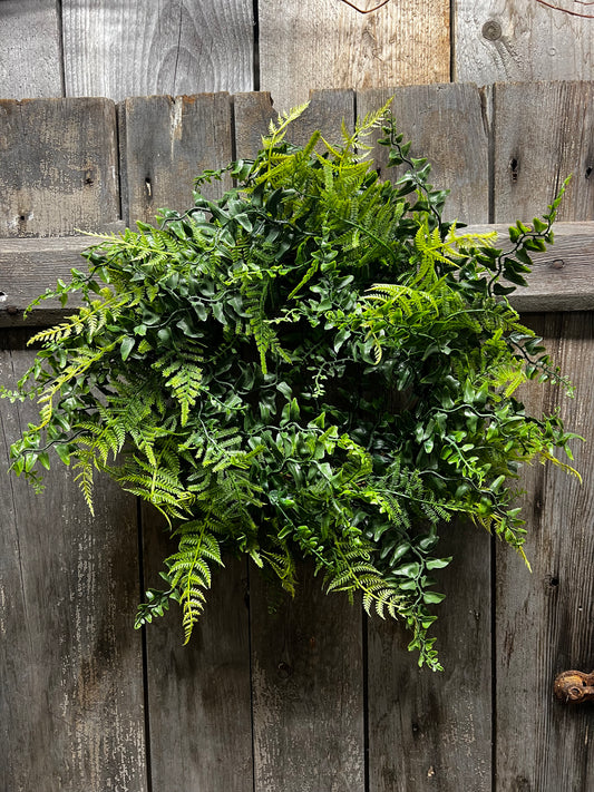 Wreath, 18", GREEN BUCKLER FERN & GRASS