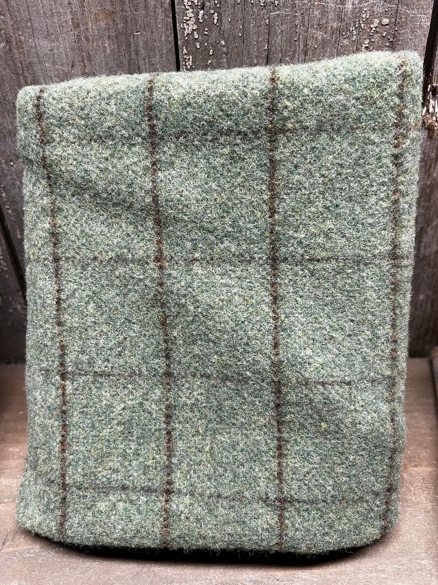 Wool Bundle, Unwashed, EASTER PARADE