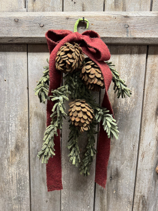 Wool Scallop PINECONE, 9 strips, Assorted Colors