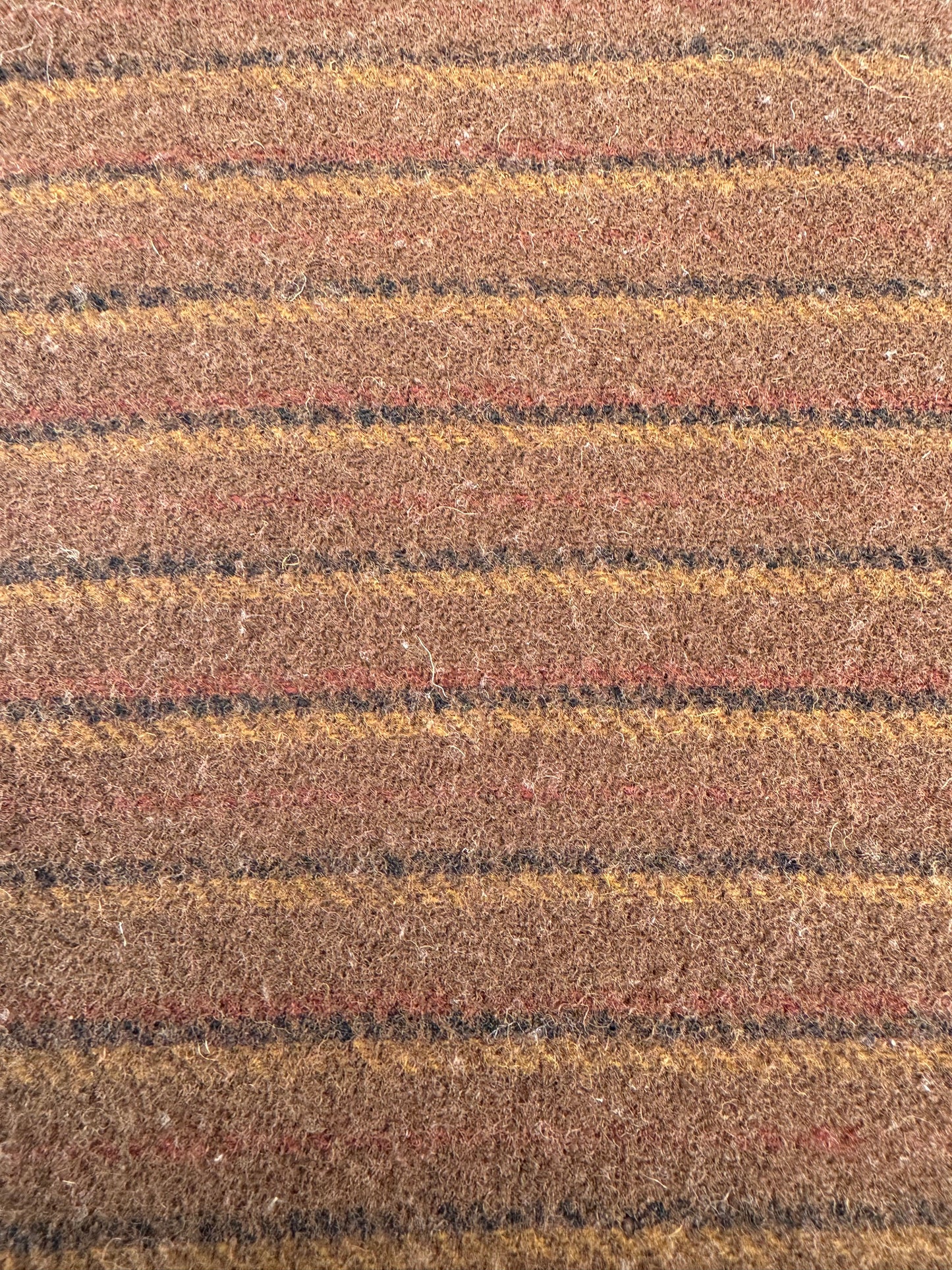 Wool Scallop PINECONE, 9 strips, Assorted Colors