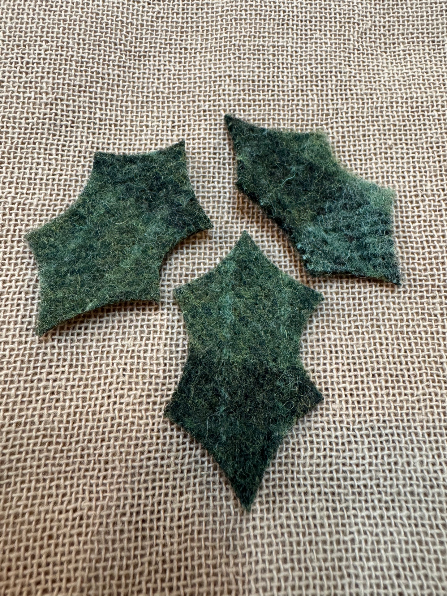 Wool, HOLLY LEAF, Small, 2"x 1"