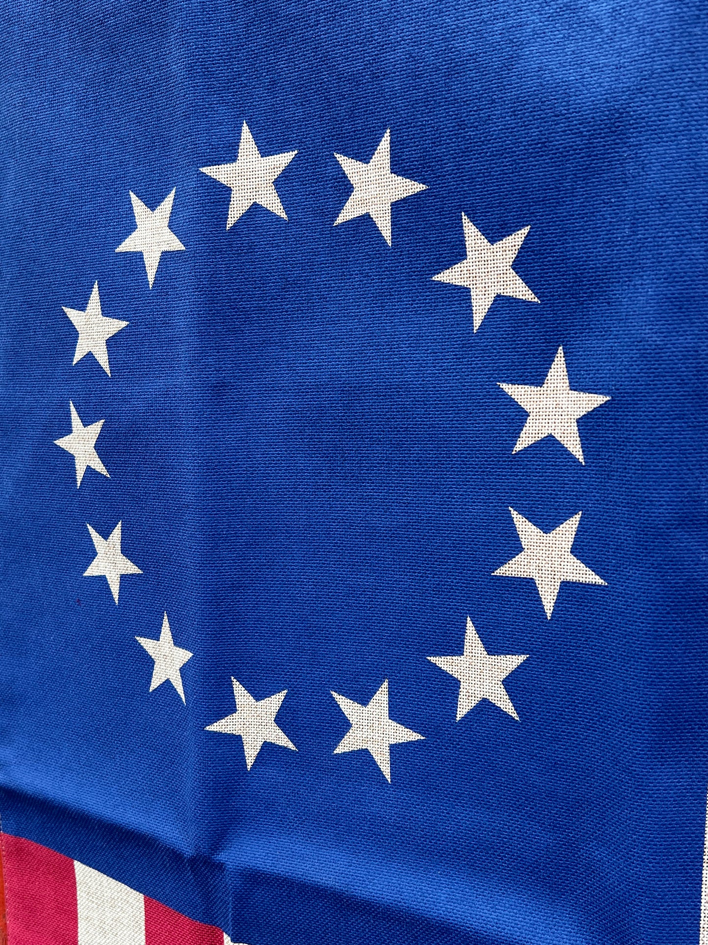 House Flag, 28"x 40", "Burlap", BETSY ROSS