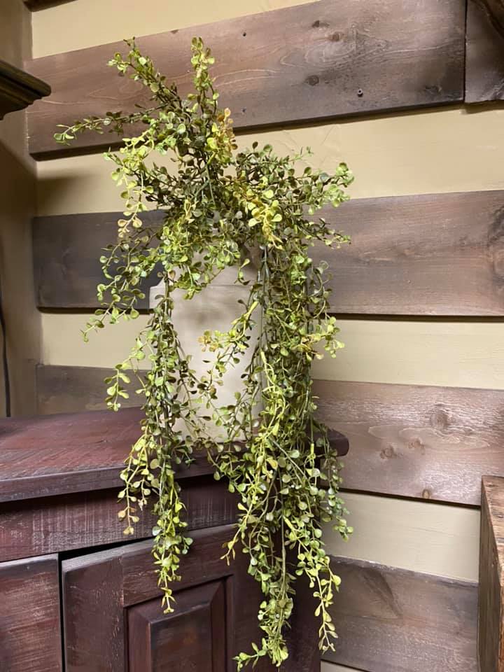 Hanging Bush, 33”, Baby's Grass, NEW GREEN