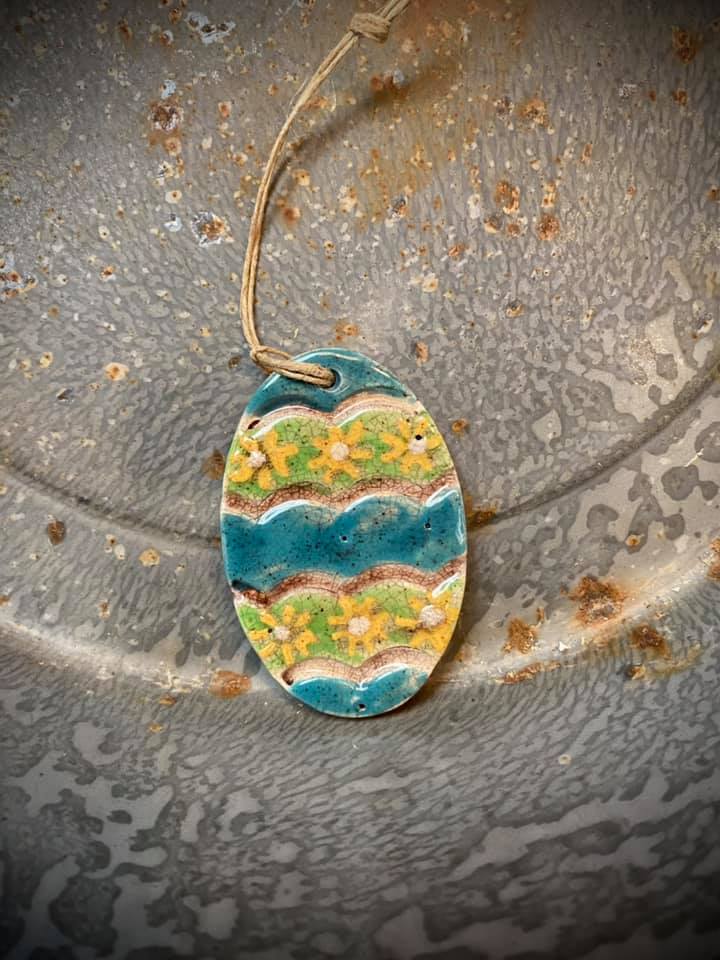 Ornament, EGG W/ DAISIES, Assorted