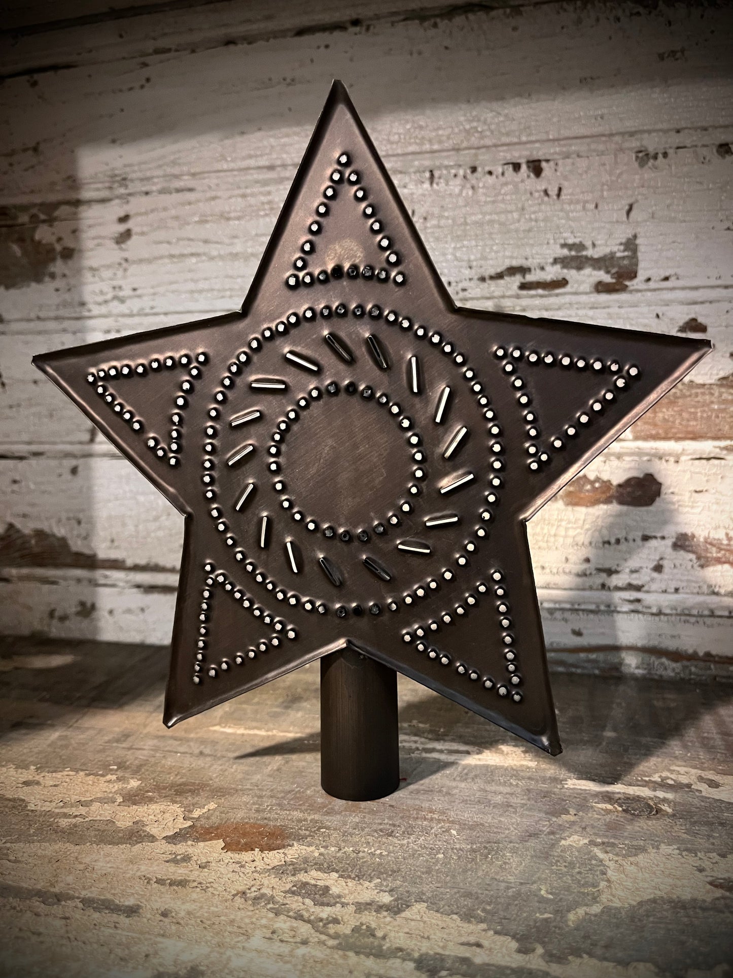 Star Tree Topper, KETTLE BLACK