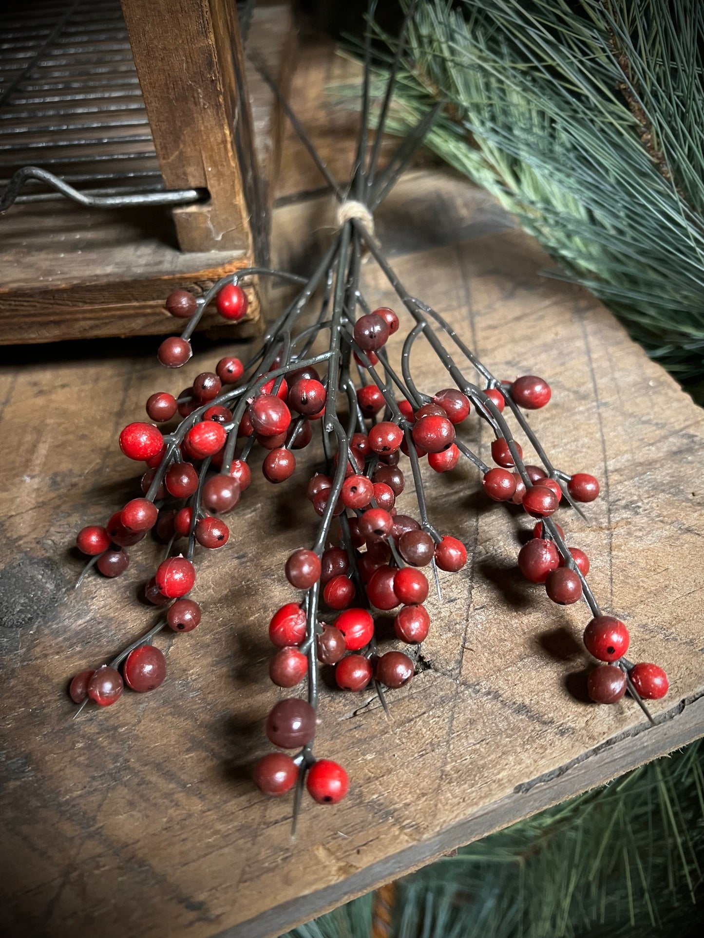 Naked Berries, Waterproof, 6 Stems, DARK RED