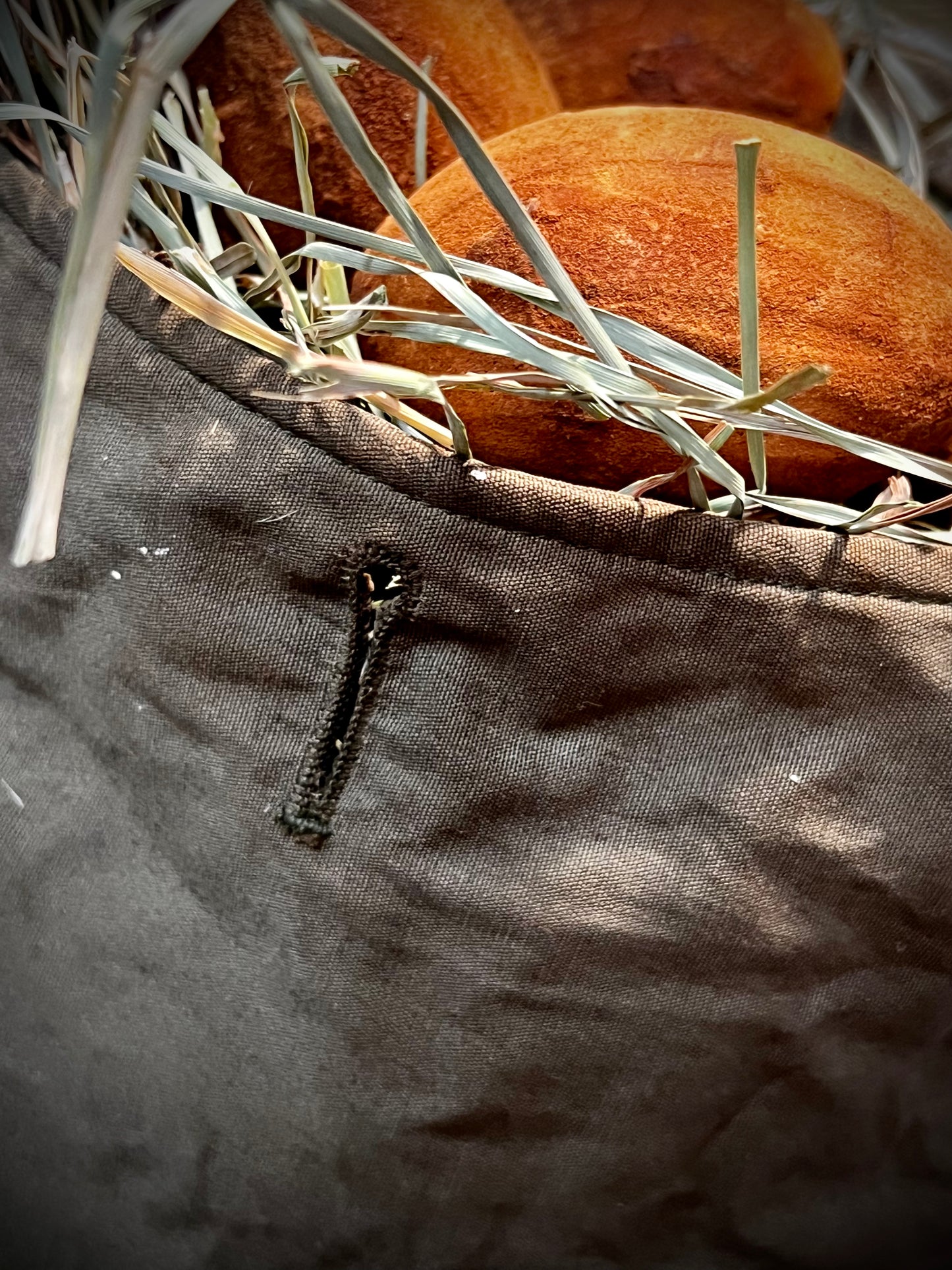 Hanging Pocket w/ 5 Eggs, OFFICER’S FRONT BUTTONS