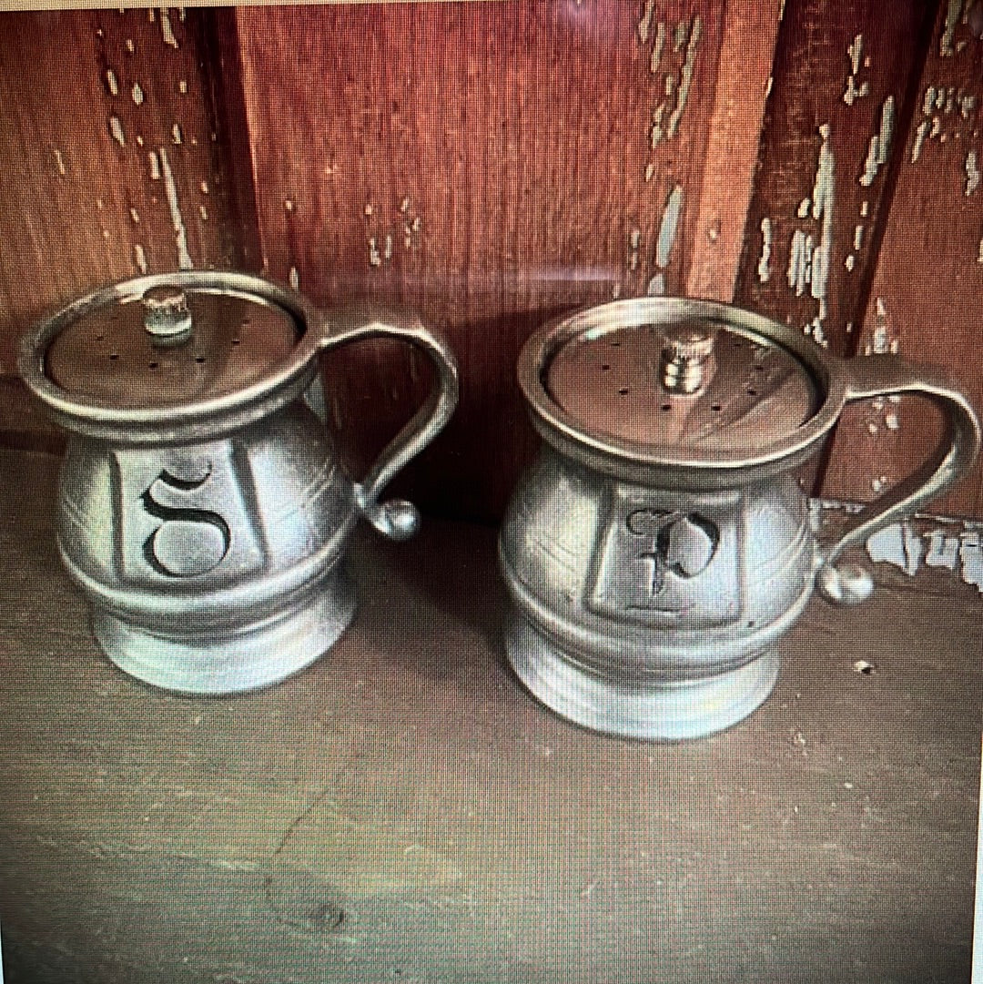 Salt & Pepper, Wilton Armetale