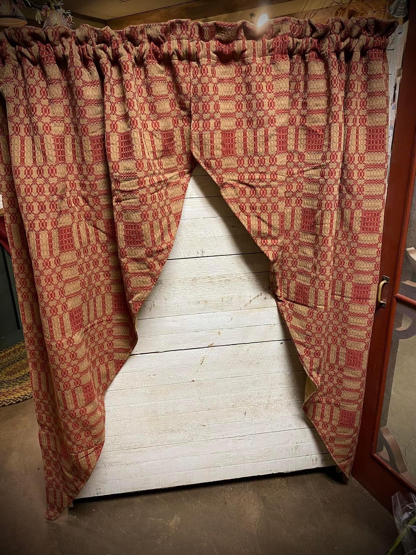 WESTBURY WEAVE, Red/Tan