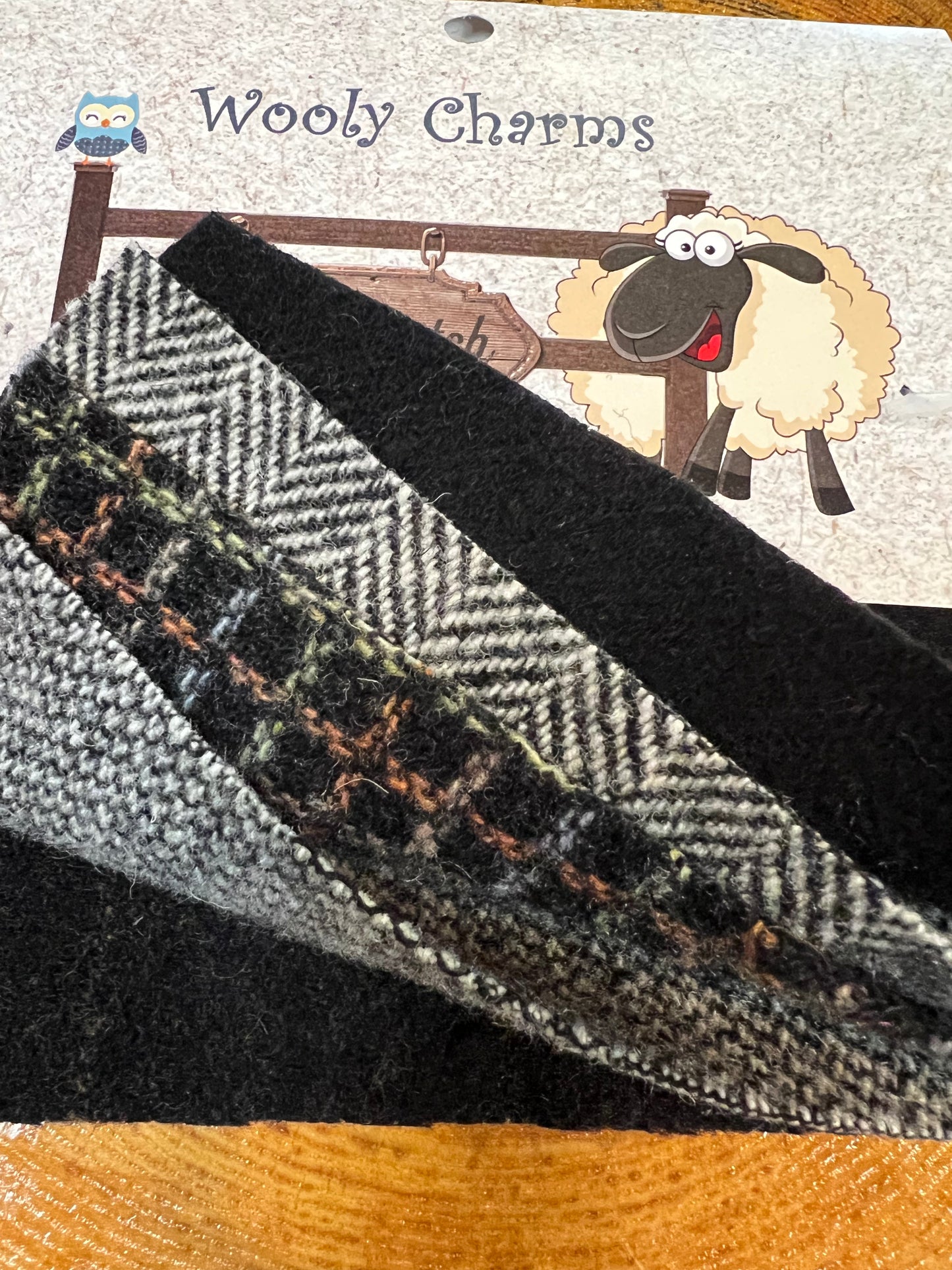 Wooly Charm Pack, BLACK