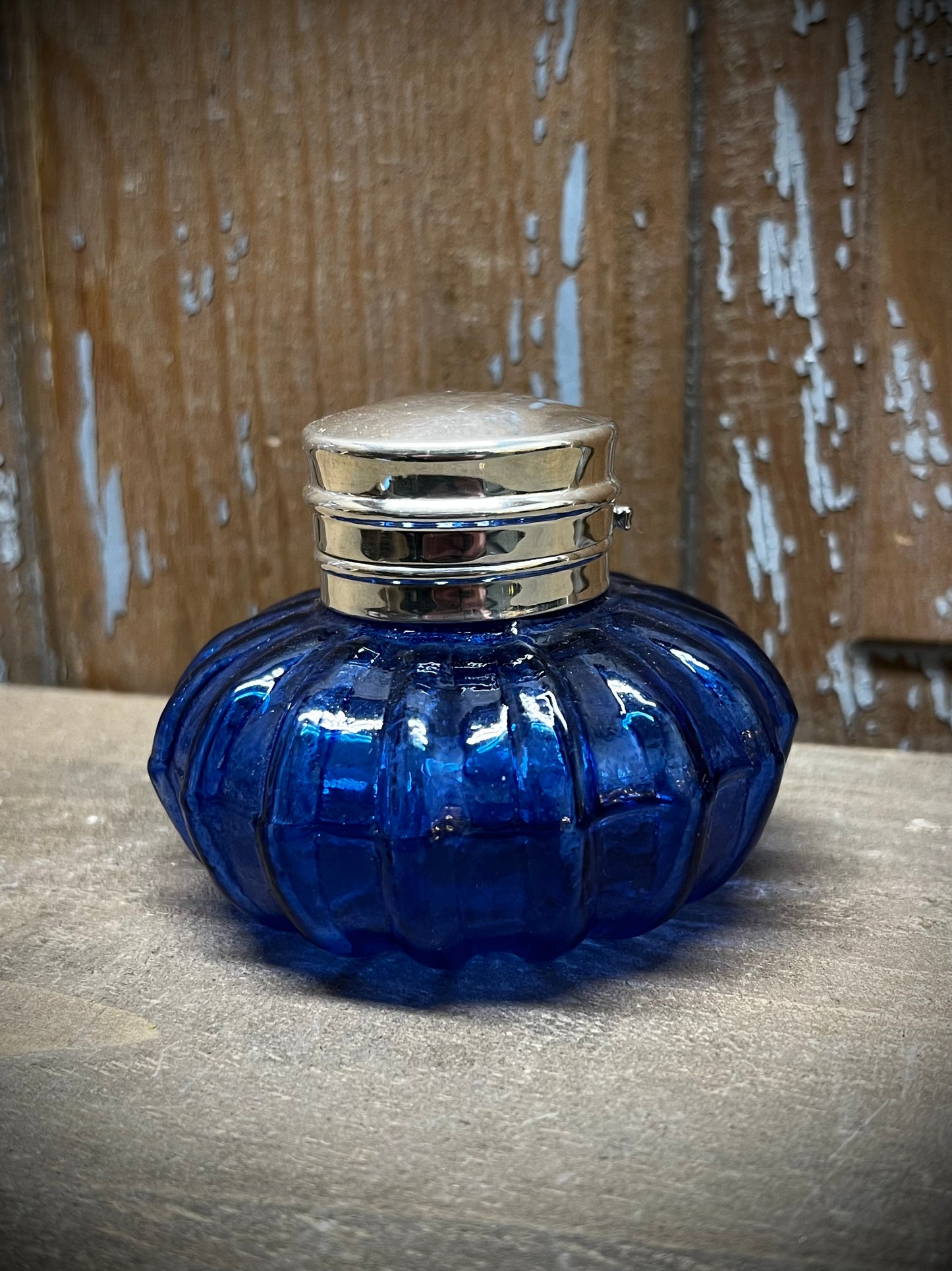 Inkwell, 3", Swirl Glass, COBALT BLUE