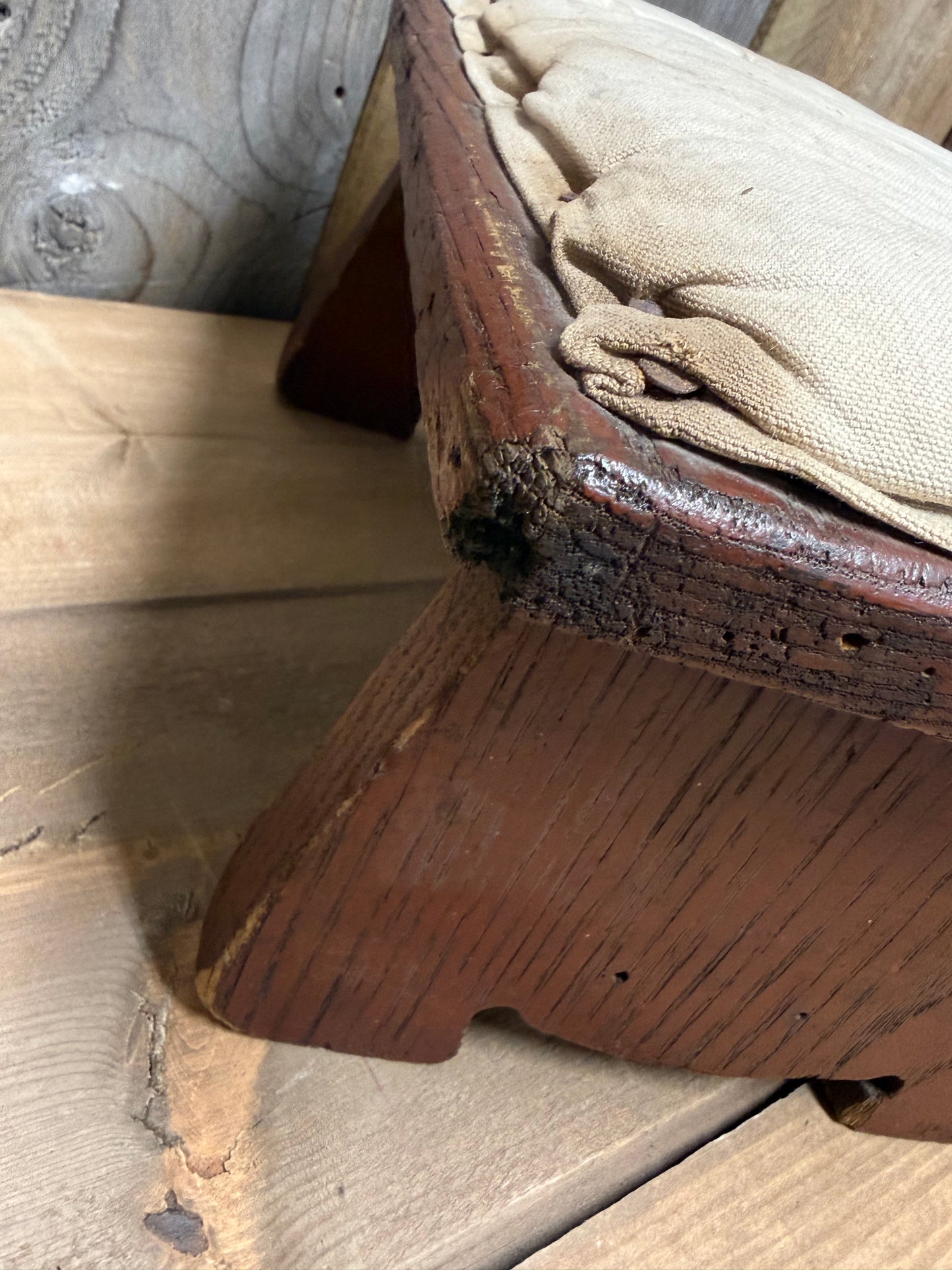 MAKE DO BENCH, 13"