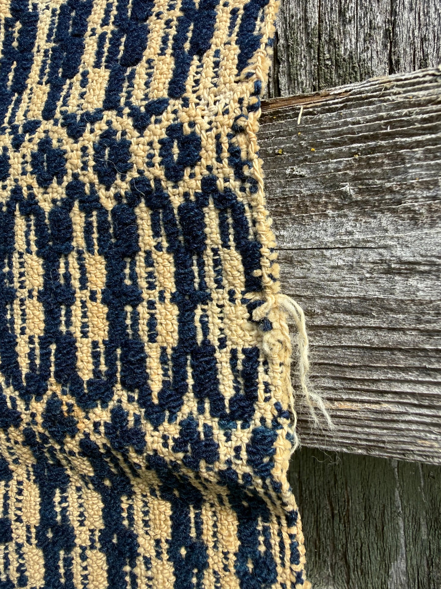 COVERLET, 68"x 92", Navy/Tan