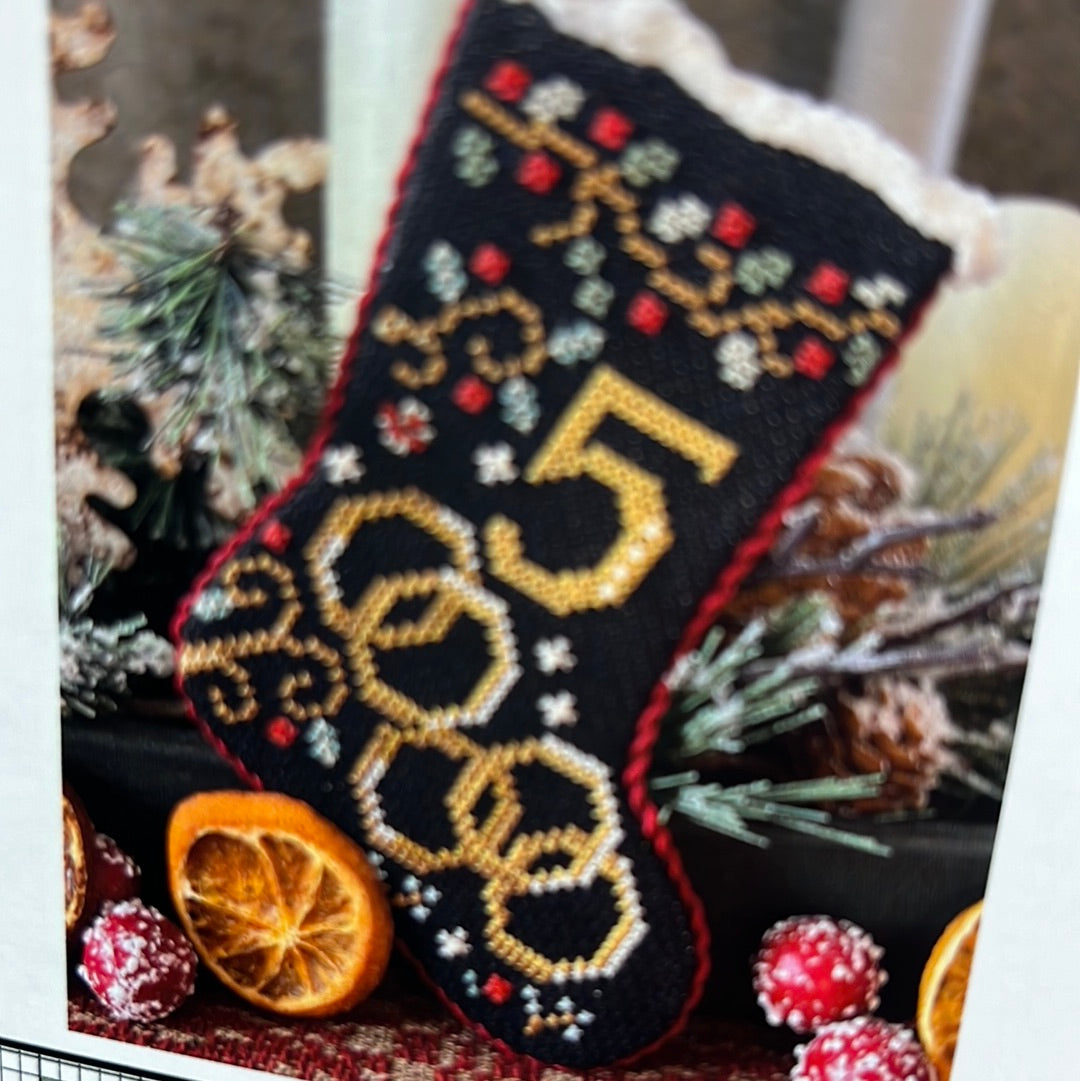 Pattern, CS, 12 DAYS OF CHRISTMAS STOCKINGS