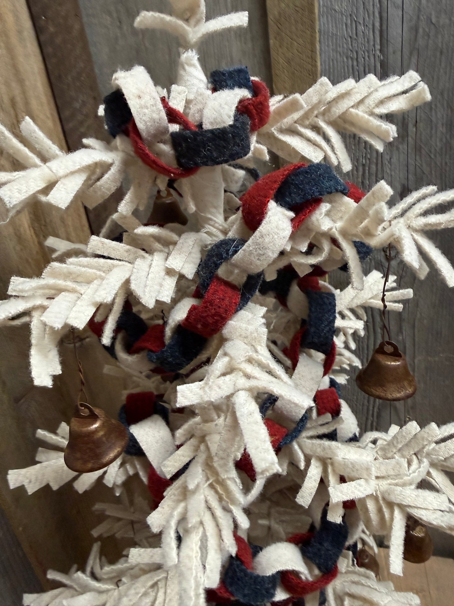 Wool Tree, 27", LIBER"TREE"