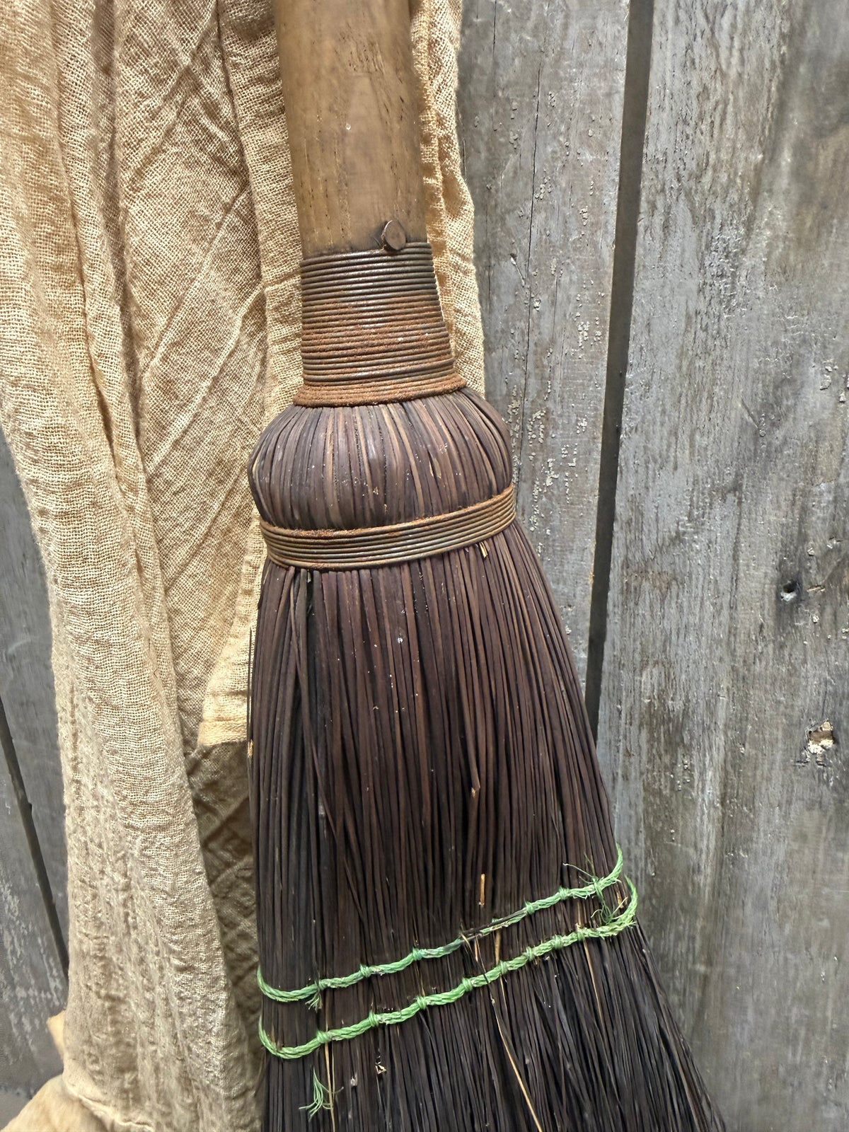 WHISK BROOM, 21"