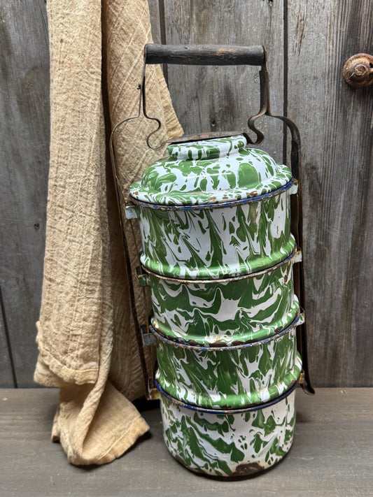 ENAMELWARE LUNCH BOX, Green & White