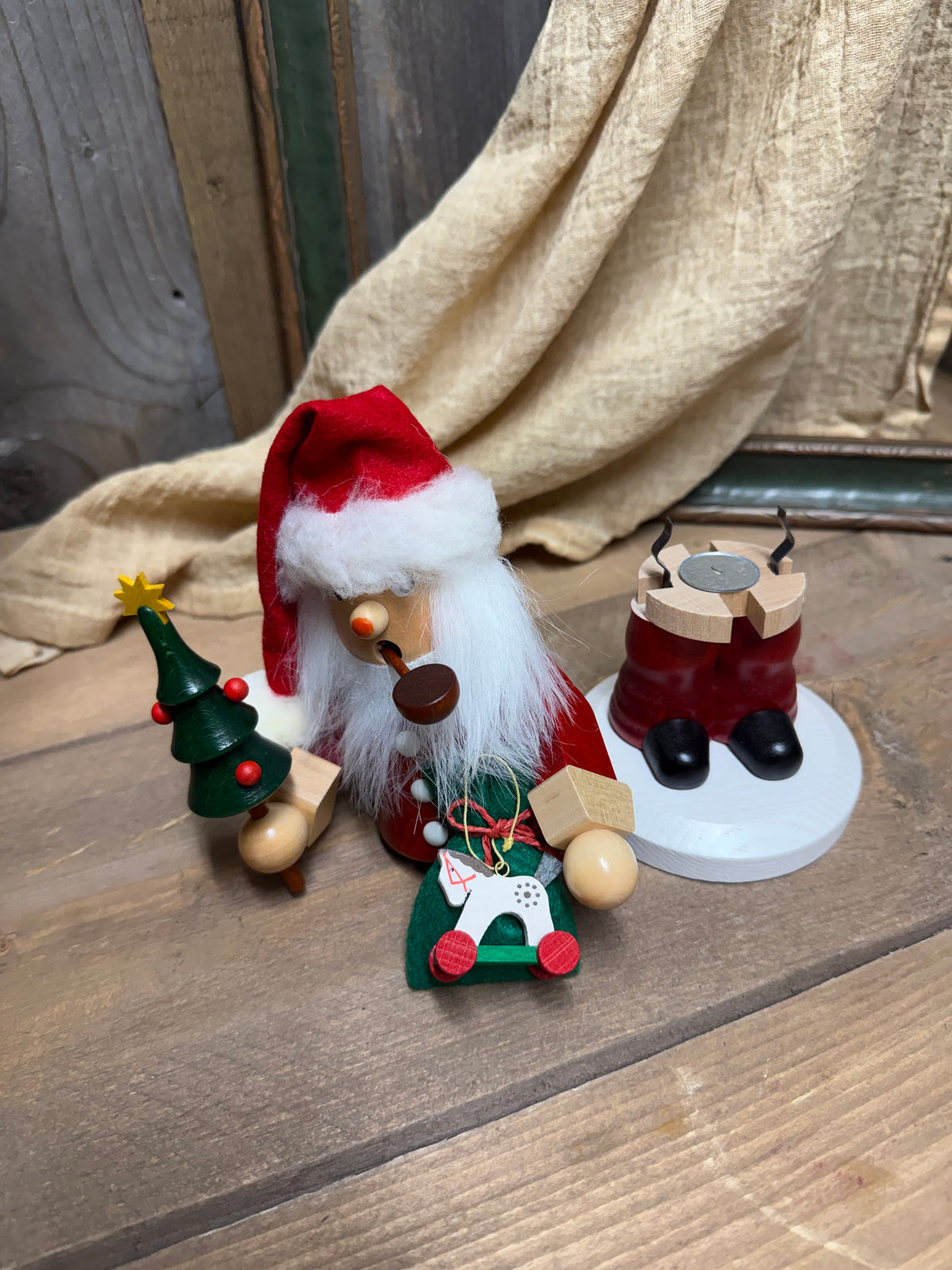 SANTA 7.5” Smoker