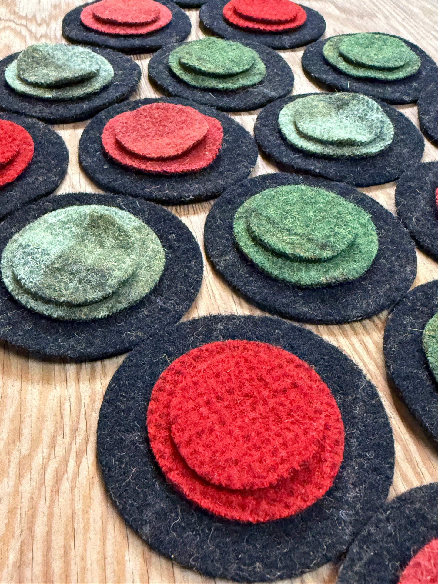 Kit, Wool Penny Mat, CHRISTMAS TYME