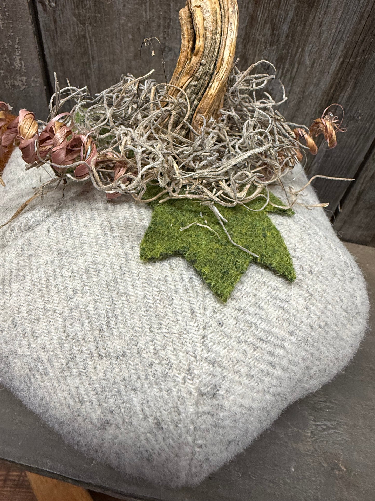 WOOL PUMPKIN, Assorted