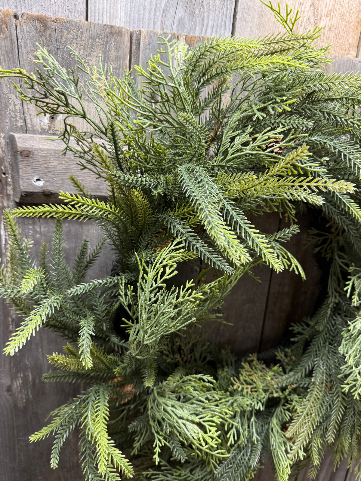 Wreath, 26", MIX PINE/PINECONE