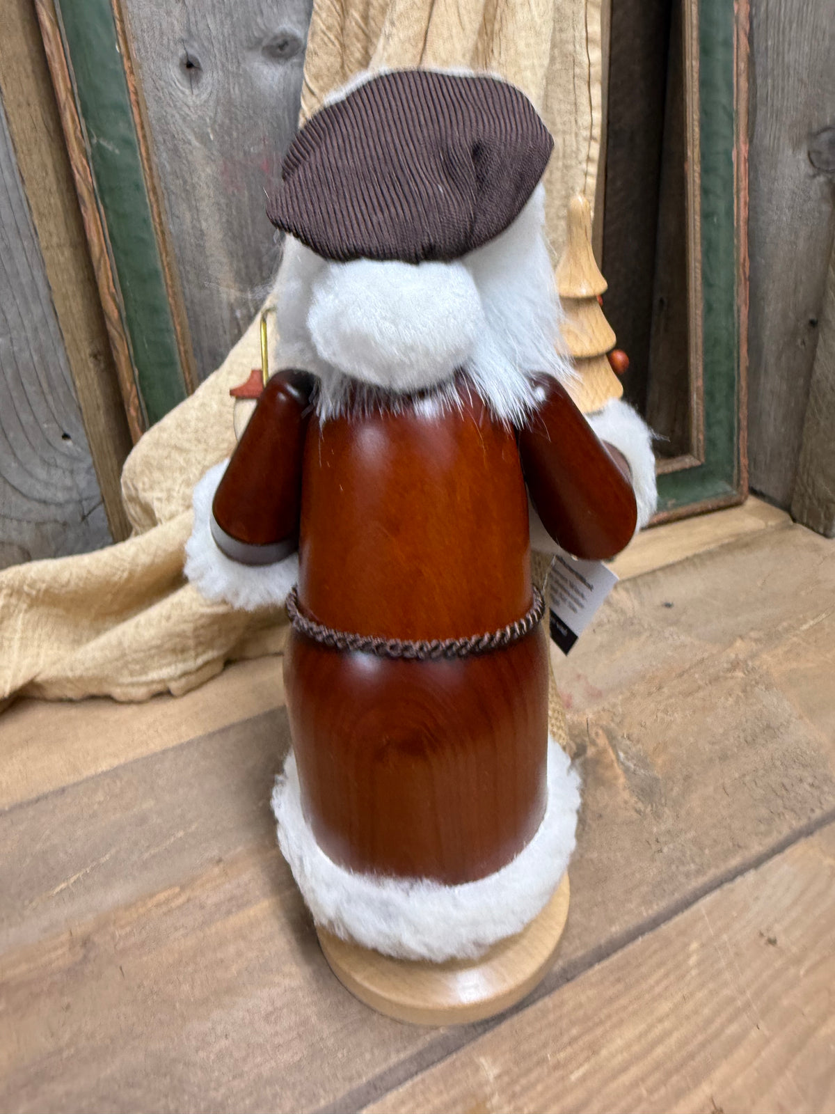 SANTA, NATURAL, 10.5" Smoker