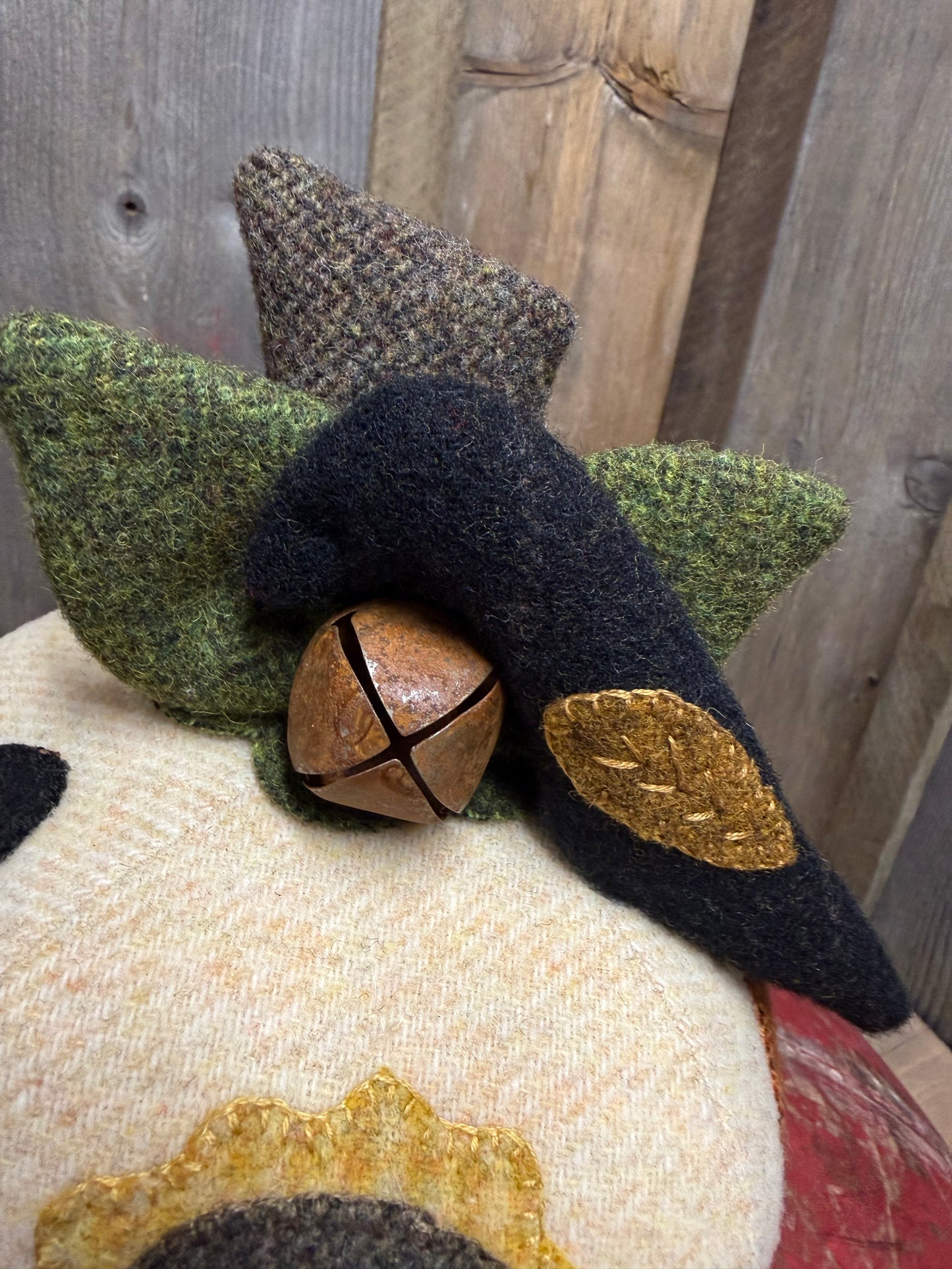PUMPKIN GO ROUND, 8"
