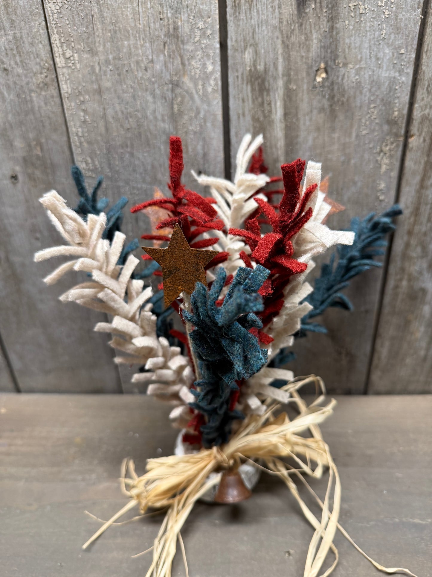 Wool Spray, 10", AMERICANA