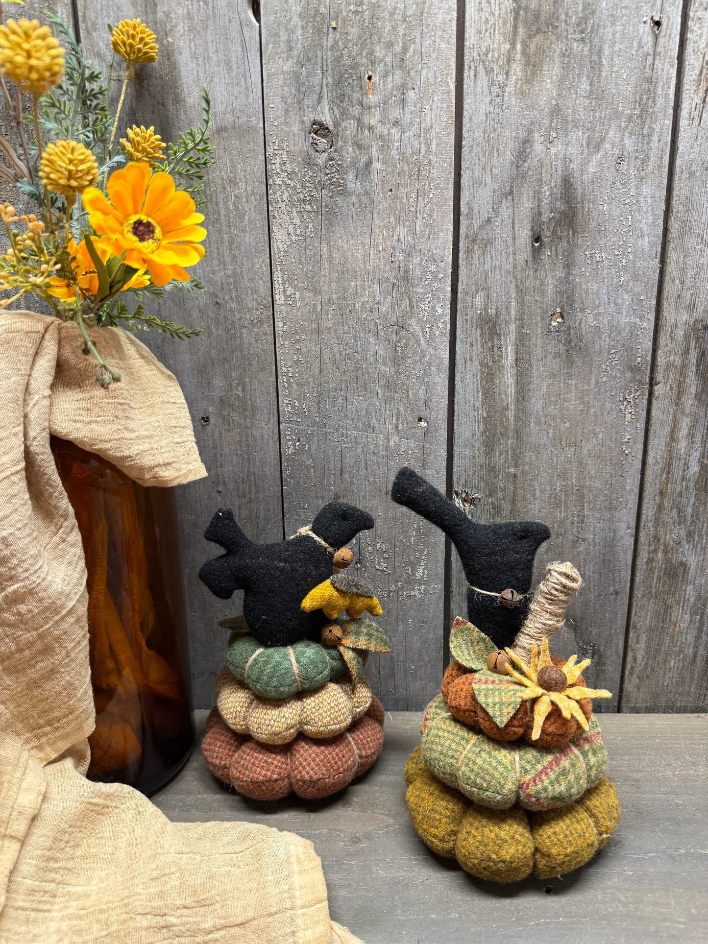 PUMPKIN STACK, Wool Assorted