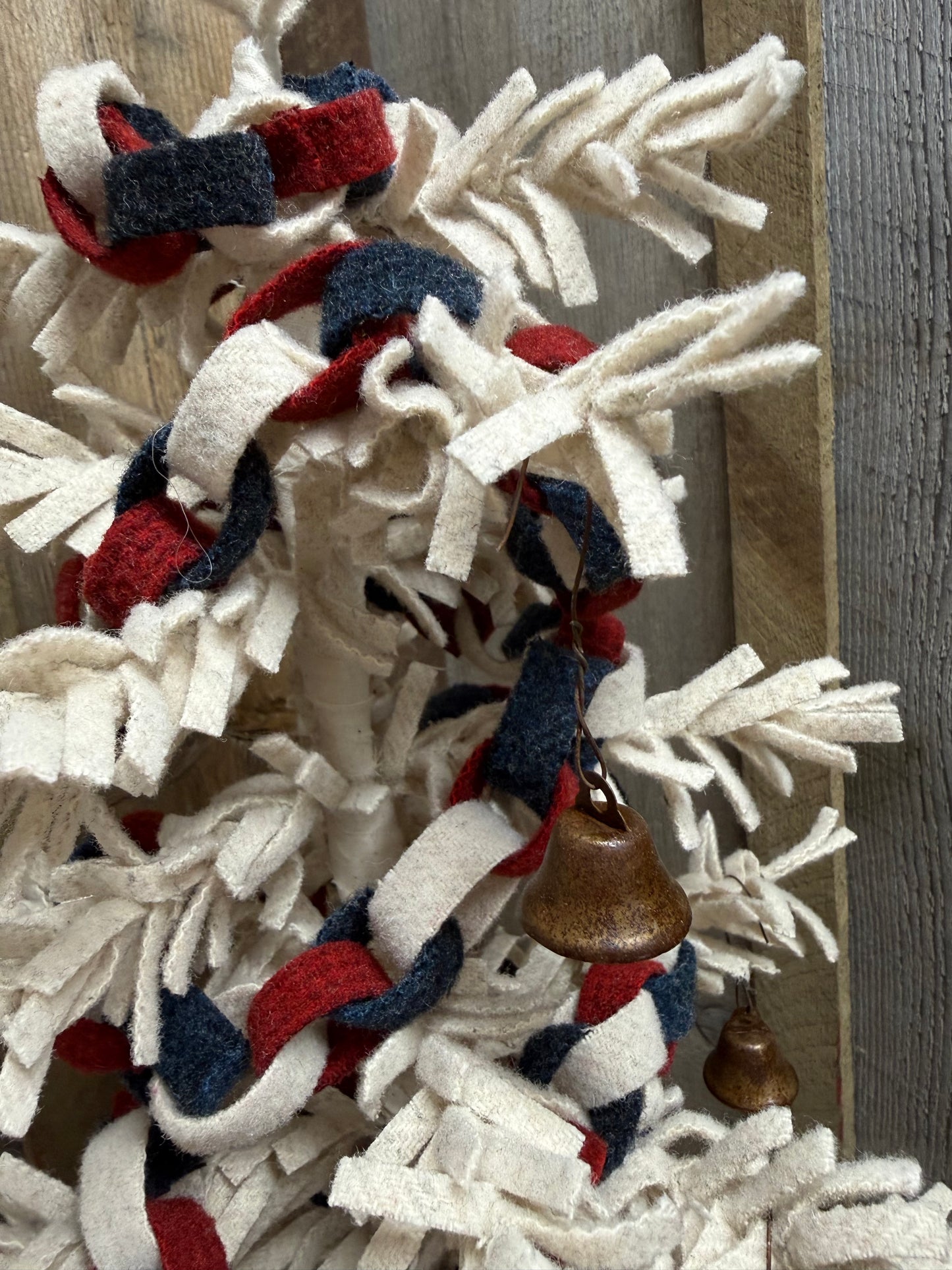 Wool Tree, 27", LIBER"TREE"