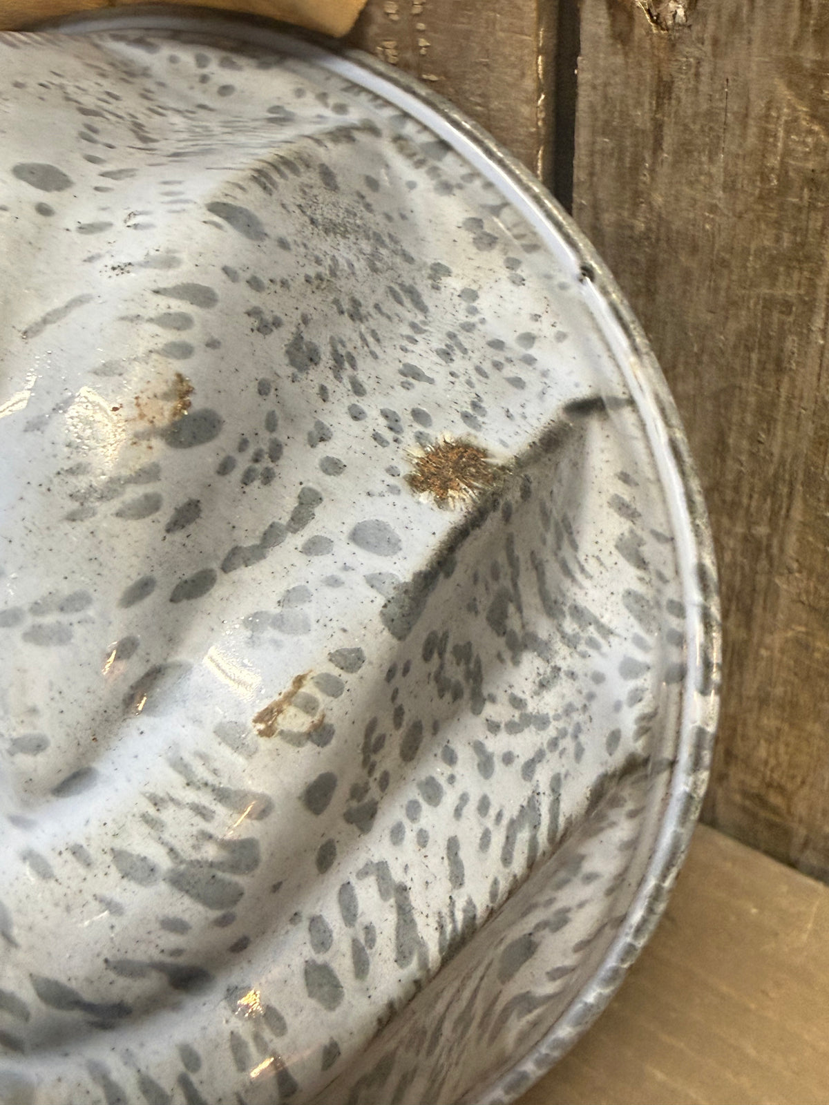 MOLD, 6.75", Enamelware