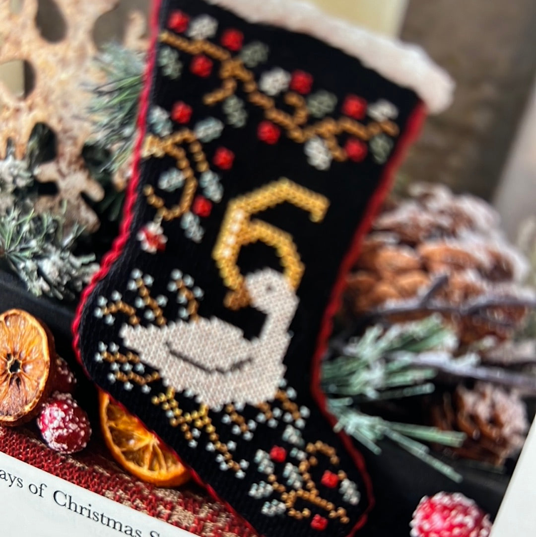 Pattern, CS, 12 DAYS OF CHRISTMAS STOCKINGS