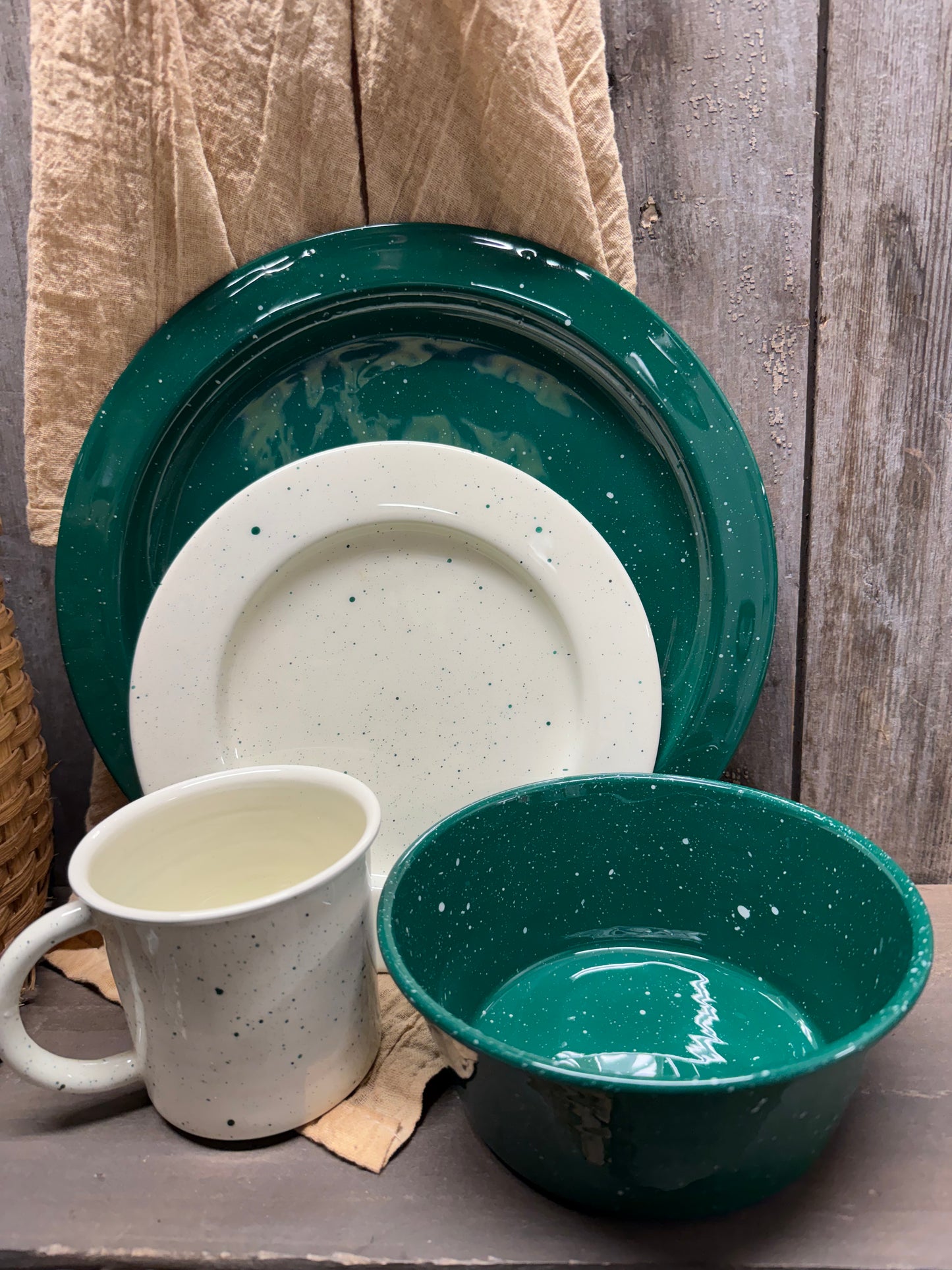 Dishes, Enamel, Set/4. CAMP SPLATTER WEAR