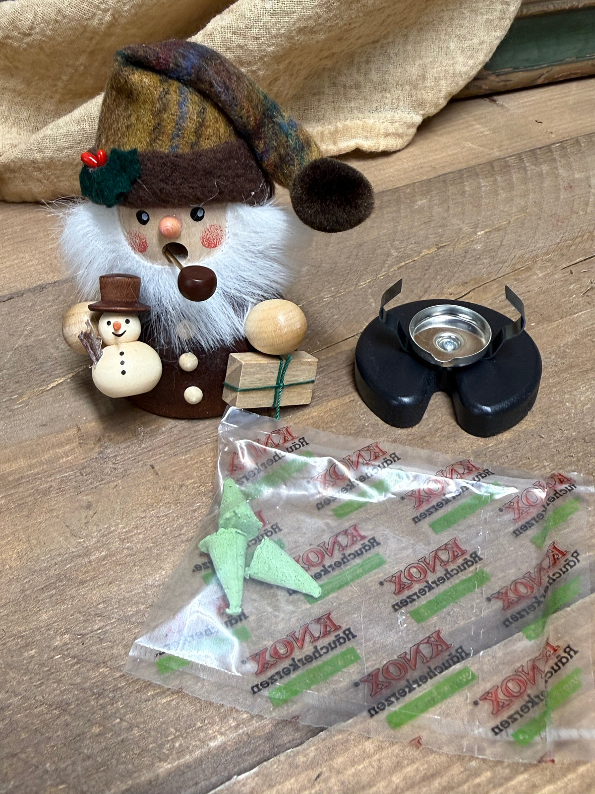 SANTA, 4" Smoker