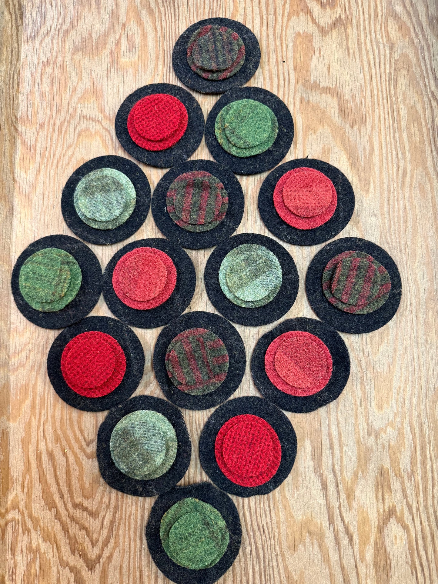 Kit, Wool Penny Mat, CHRISTMAS TYME