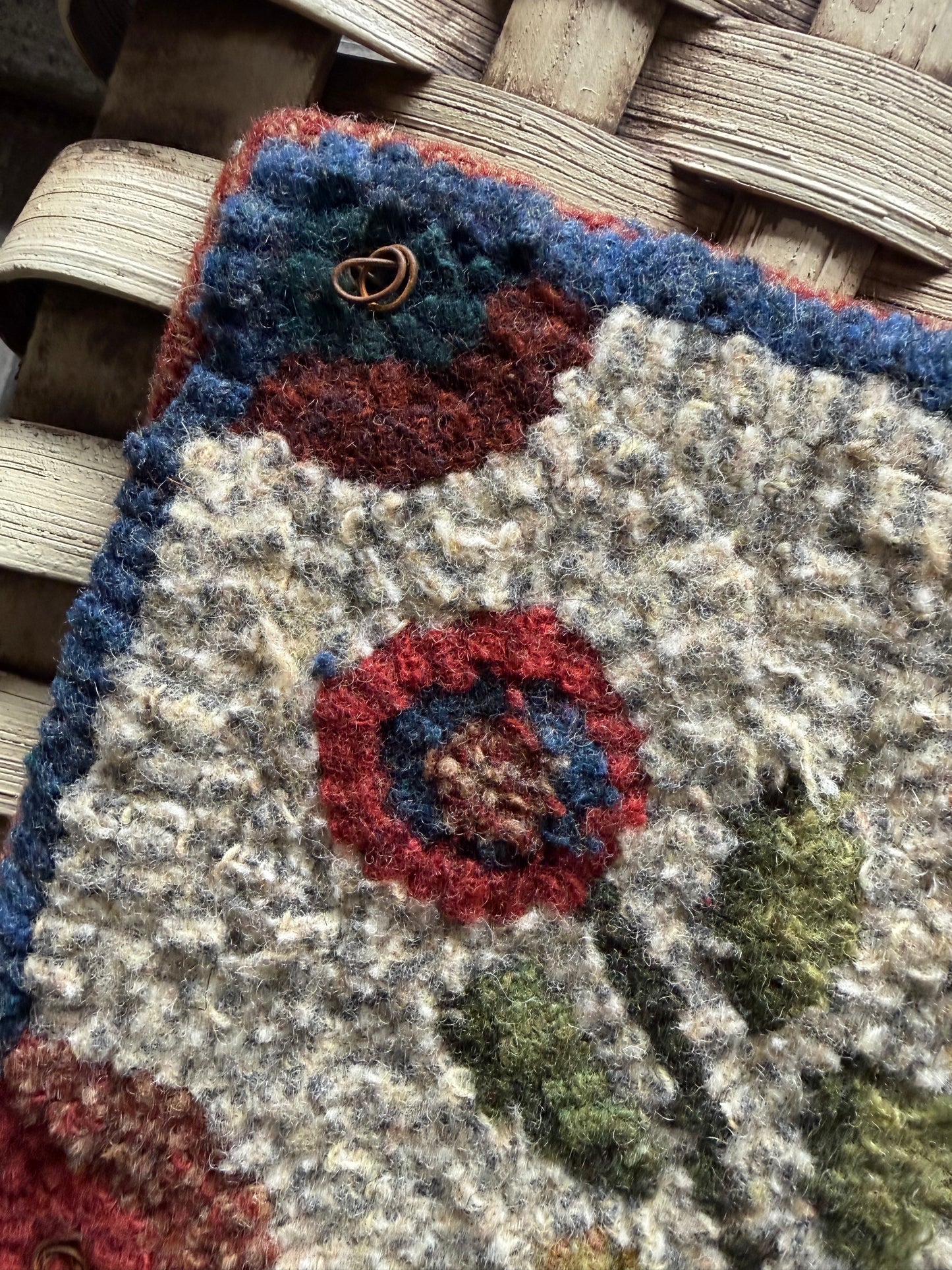 Hooked, 20", Slab Basket, PATRIOTIC POSIES